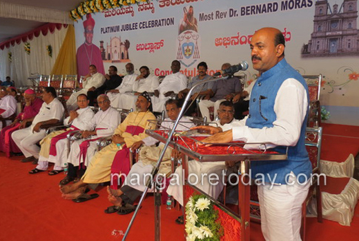 Archbishop Moras marks 75th birthday 1